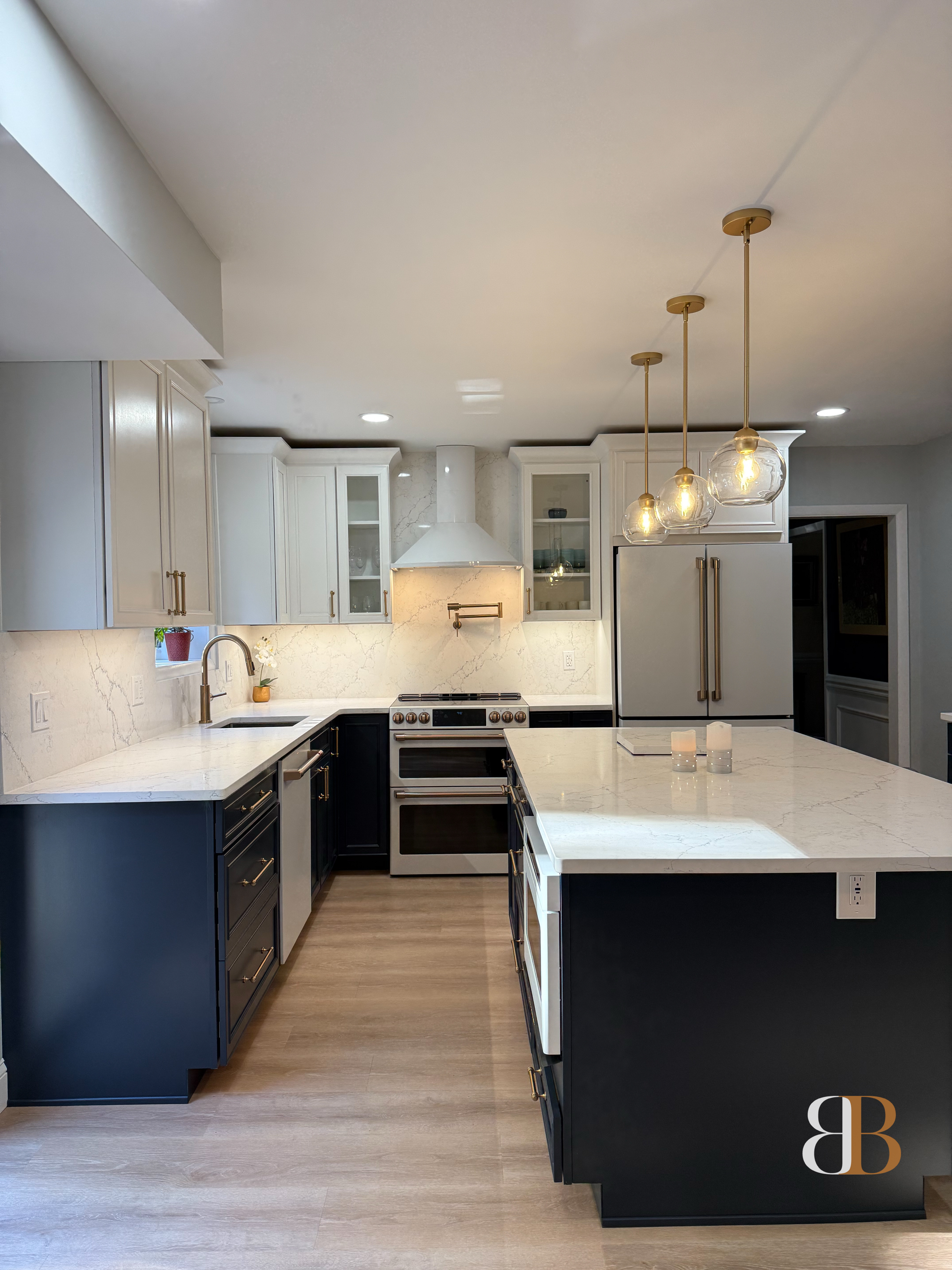 Custom kitchen design and build by B&B Associates Creations